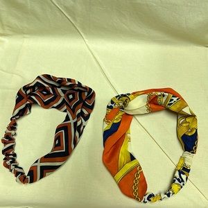 Set of two knotted headbands